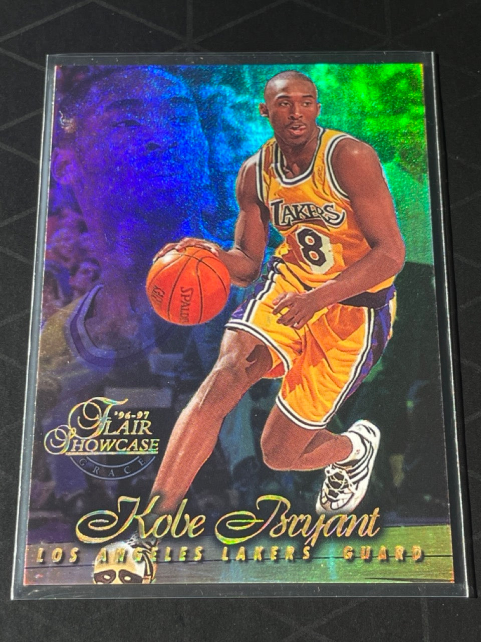 1996 Flair Showcase Kobe Bryant Row 1 #31 RC Los Angeles Lakers - front