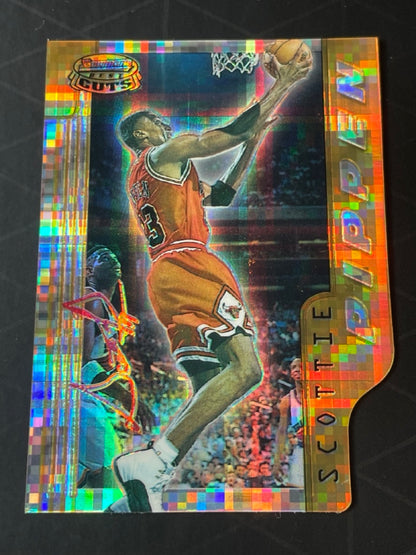 1996 Bowman's Best Cuts Scottie Pippen Atomic Refractor #BC10 Chicago Bulls - front