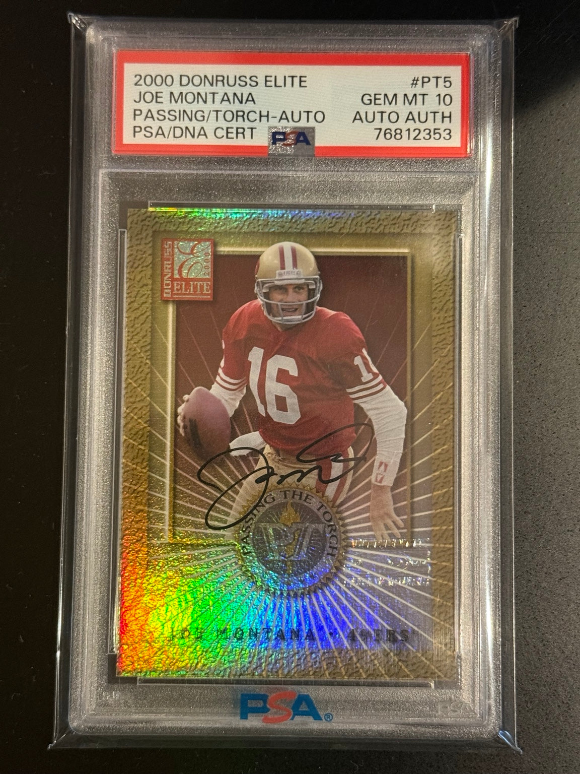 2000 Donruss Elite Joe Montana Passing the Torch Auto #PT5 #77/1500 PSA 10 - front