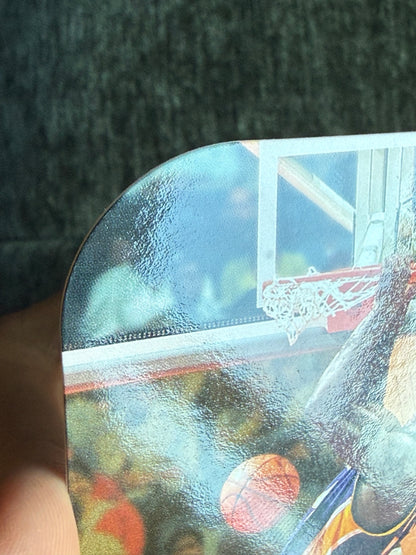 2004 Fleer Ultra Shaquille O’Neal Gold Medallion #143 condition detail 1