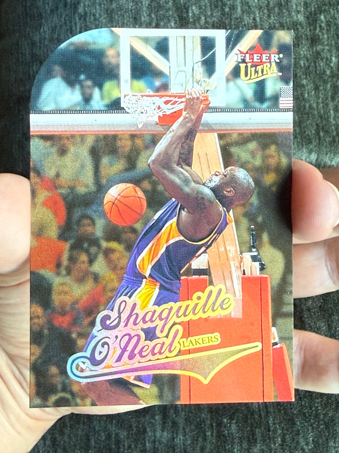 2004 Fleer Ultra Shaquille O’Neal Gold Medallion #143 front