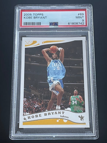 2005 Topps Kobe Bryant #69 PSA 9 Los Angeles Lakers